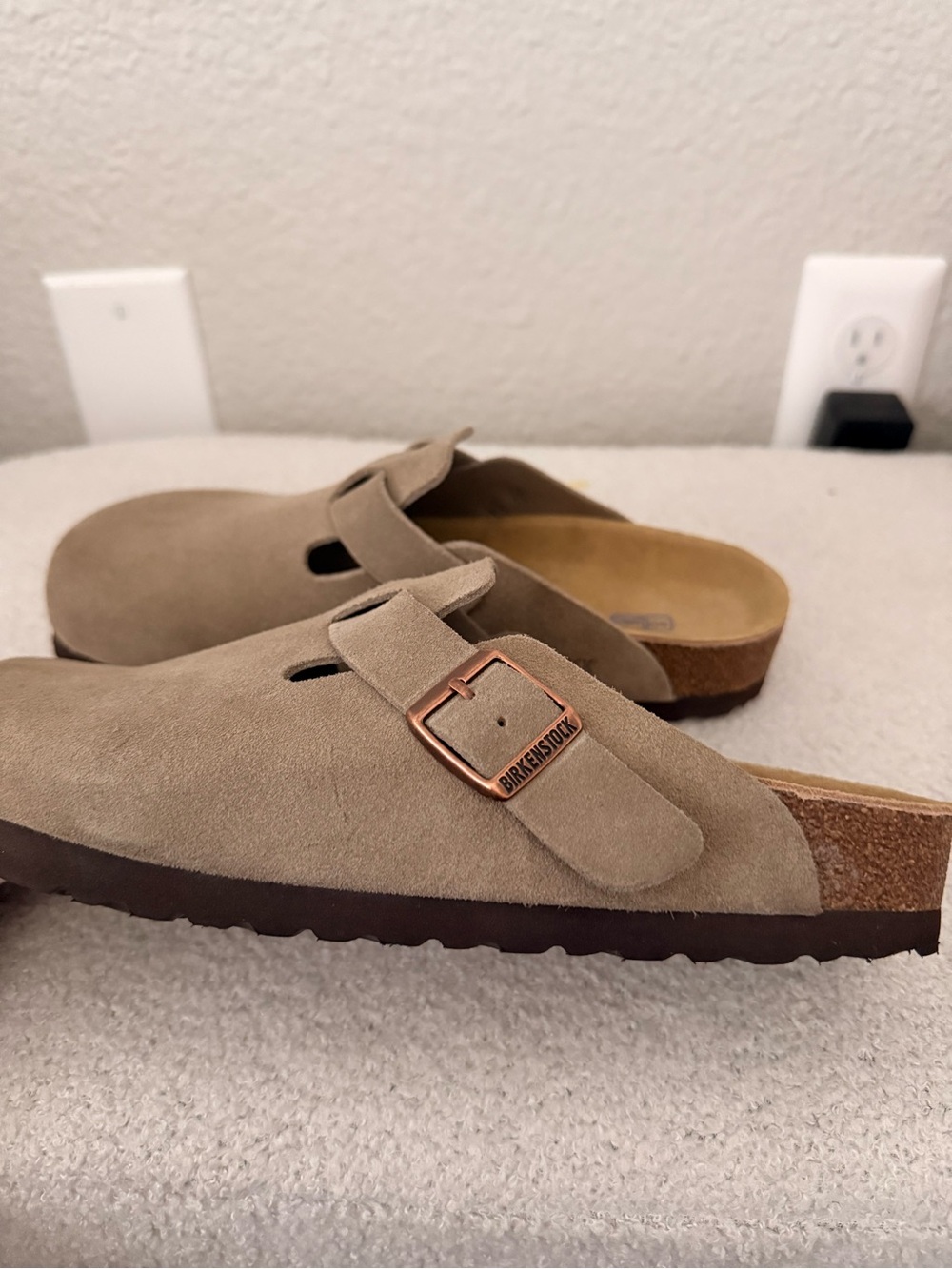 Birkenstock Boston Clogs – Taupe Suede | Soft Footbed - Picture 5 of 5